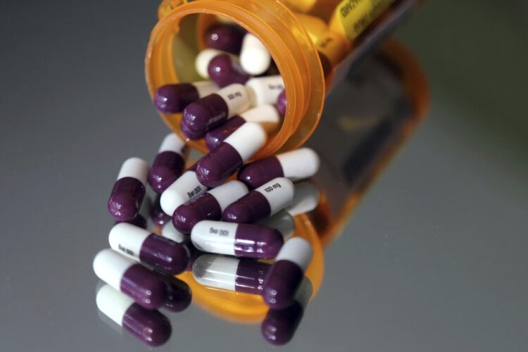 Trump Plans Hefty Pharmaceutical Import Duties, Risking Higher Prices, Shortages